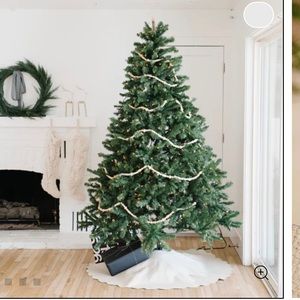 Gathre Mat Ivory Scalloped Christmas Tree Skirt NIB